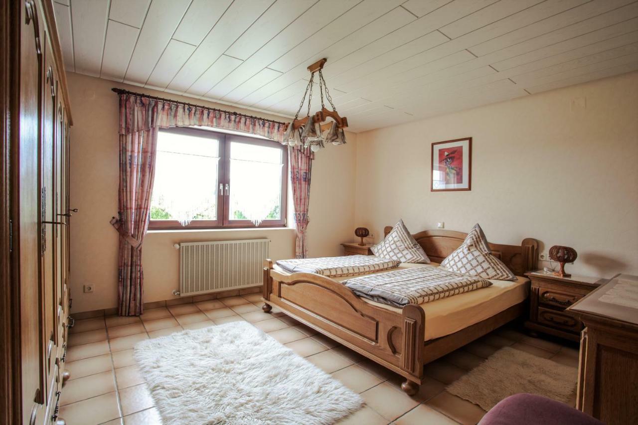 Ferienwohnung "Am Fuchsgraben" Tholey Exteriör bild